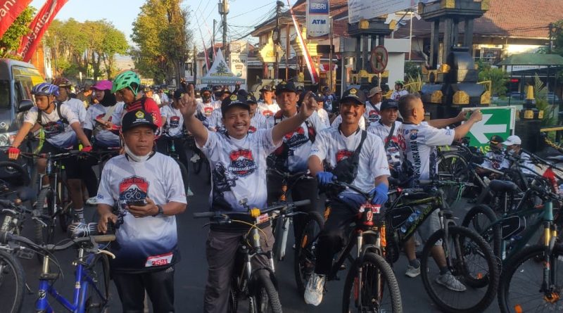 Fun Bike Bhayangkara 2026 di Alun-Alun Lumajang