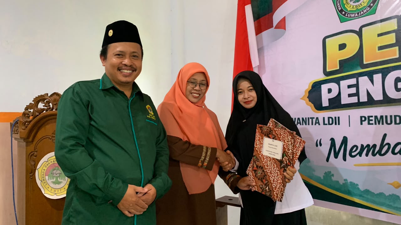 Pelantikan Wanita LDII Lumajang 2026 di Kantor Sekretariat DPD LDII
