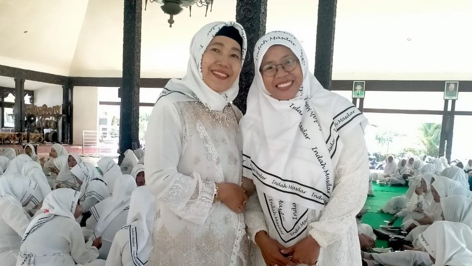 Wanita LDII Hadiri Majelis As-Tsuroya