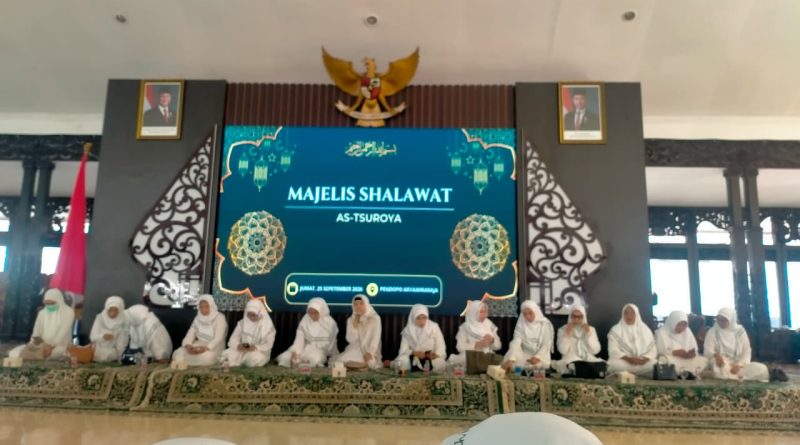 Majelis As-Tsuroya di Pendopo