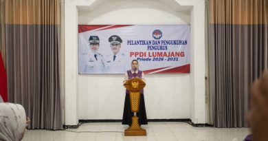 Ketua LDII Lumajang Bambang Sarwo Edi menghadiri pelantikan pengurus PPDI Kabupaten Lumajang